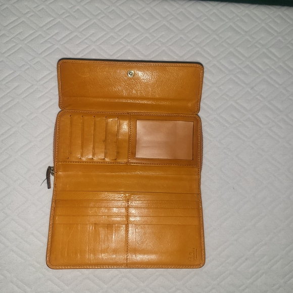 Gucci Continental Leather Long Wallet..Authentic.. - Picture 4 of 15